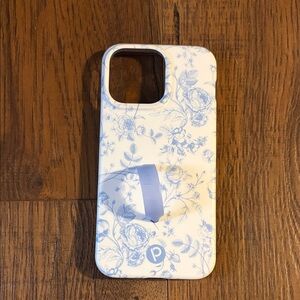 Loopy Patterned Blue and White Phone Case